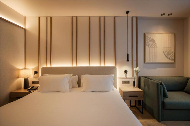 Imagen del H10 Puerta de Alcalá 4*